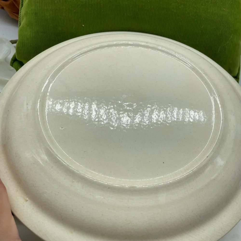 Vintage Sabin 10 inch Plate with Christmas Tree Pattern - Picture 6 of 7